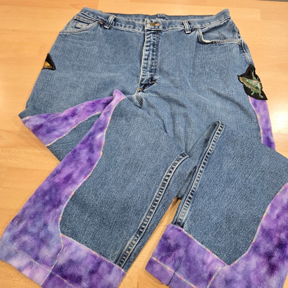 Wrangler Womens Custom Denim Jeans Butterfly Patches Purple Fuzzy Trim 34" waist